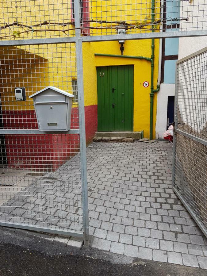Haus Am Bachgasse - Haus Von 1777 Mit Sauna Цел ан дер Мозел Екстериор снимка